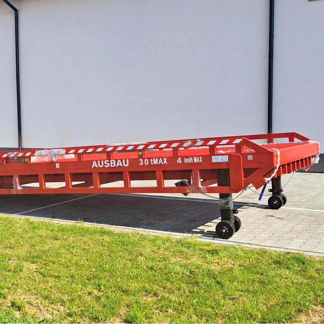 Mobiele laadbrug met telescopische steunpoten